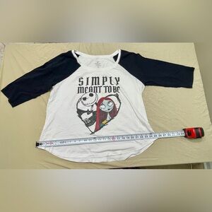 Disney Nightmare Before Christmas Raglan T-Shirt Jack & Sally Adult Size 2